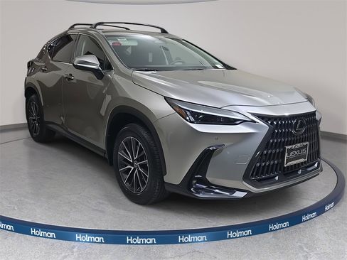 Certified 2025 Lexus NX 350 350 Premium image 4