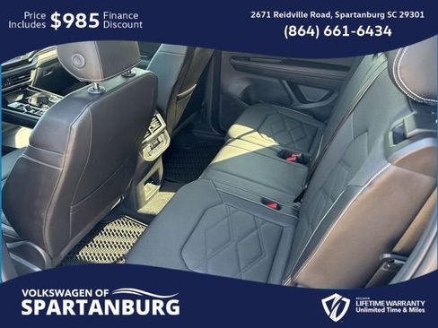 Used 2024 Volkswagen Atlas SE image 12