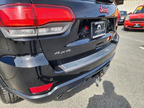 Used 2017 Jeep Grand Cherokee Trailhawk w/ Trailhawk Luxury Group image 62