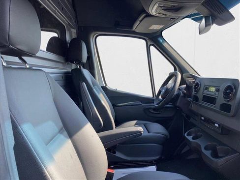 New 2025 Mercedes-Benz Sprinter 2500 image 21