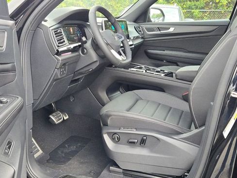 New 2026 Volkswagen Atlas Cross Sport SEL R-Line AWD/4WD image 13