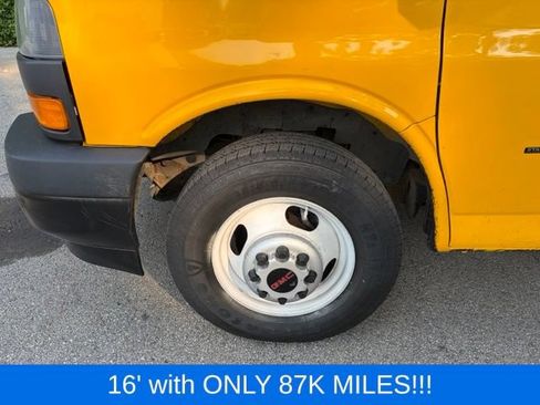 Used 2021 GMC Savana 3500 Extended w/ Power Convenience Package RWD image 16