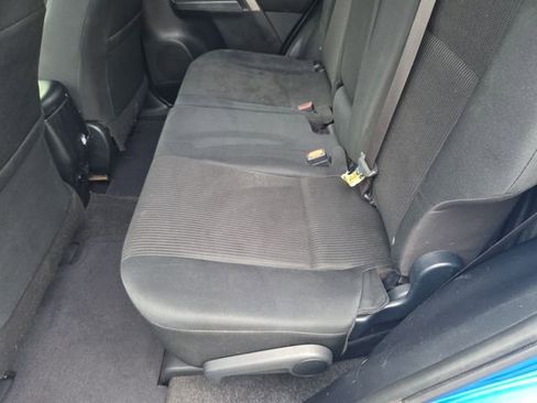 Used 2018 Toyota RAV4 LE image 26