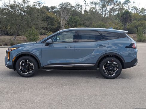 New 2026 Kia Sportage S image 8