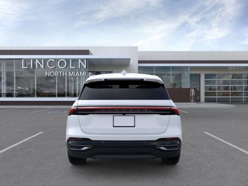 New 2025 Lincoln Nautilus Premier AWD/4WD image 5