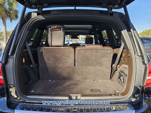 Used 2018 Mercedes-Benz GLS 450 4MATIC image 13