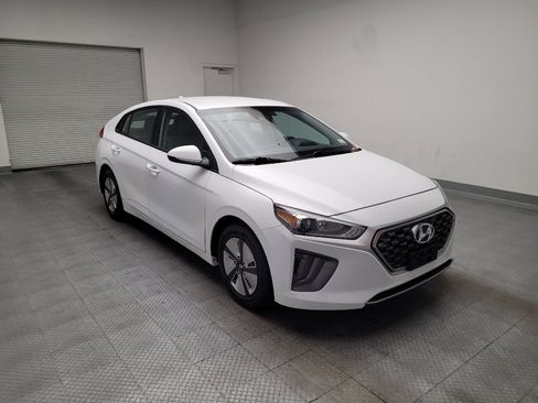 Used 2022 Hyundai Ioniq Blue FWD image 13
