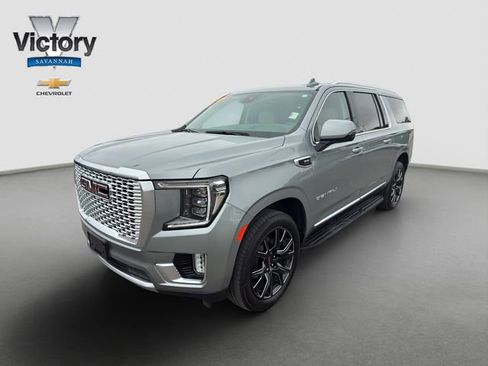 Certified 2024 GMC Yukon XL Denali AWD/4WD image 3