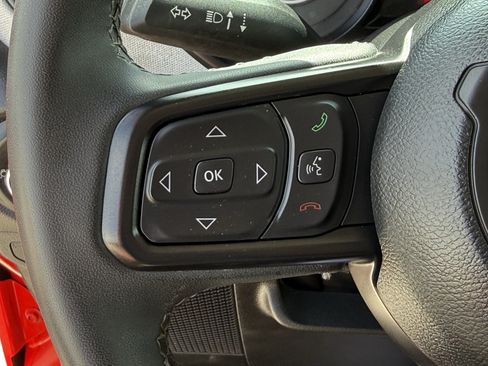 Used 2025 Jeep Wrangler Unlimited Sport AWD/4WD image 17