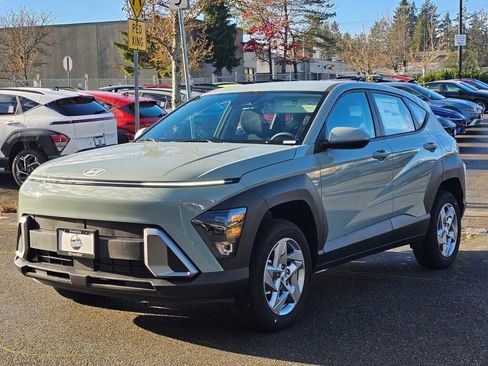 New 2026 Hyundai Kona SE image 3