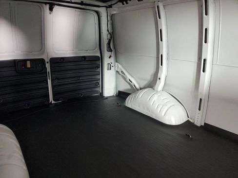 New 2026 Chevrolet Express 2500 RWD image 11