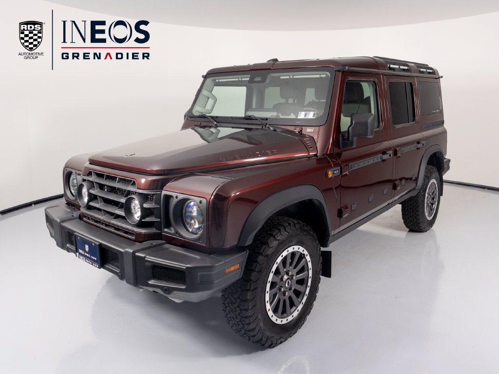 Used 2025 INEOS Grenadier Station Wagon AWD/4WD image 1