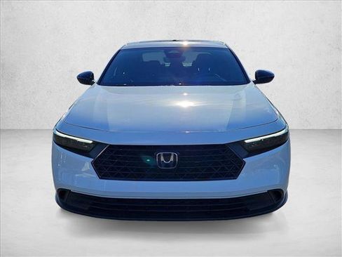 Used 2024 Honda Accord Sport image 2