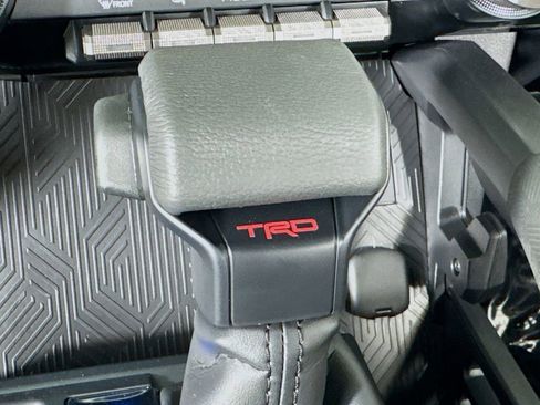 Used 2025 Toyota Tacoma TRD Off-Road AWD/4WD image 19