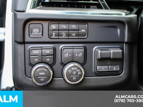 Used 2026 Chevrolet Tahoe Z71 w/ Comfort Package AWD/4WD image 34
