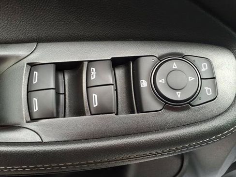 Used 2022 Buick Encore GX Preferred w/ Cold Weather Comfort Package AWD/4WD image 14