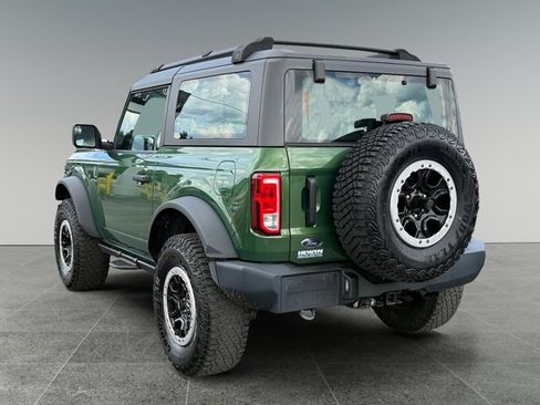 Used 2022 Ford Bronco 2-Door w/ Sasquatch Package AWD/4WD image 4