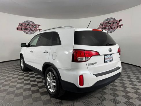 Used 2015 Kia Sorento LX FWD image 4