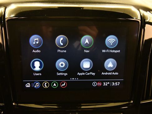 Used 2023 Chevrolet Traverse High Country AWD/4WD image 25