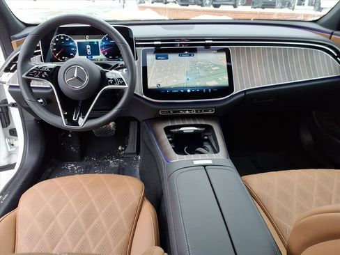 Certified 2025 Mercedes-Benz E 350 4MATIC Sedan image 14