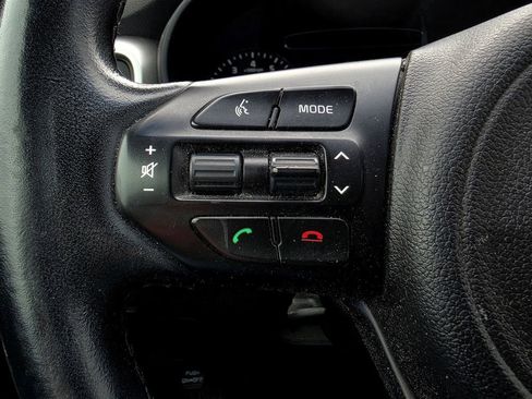 Used 2016 Kia Sorento AWD w/ LX Convenience Package image 15