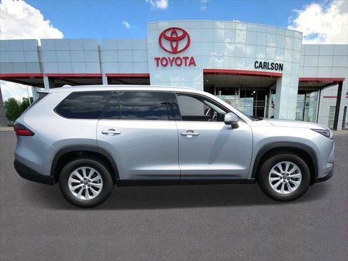 Certified 2025 Toyota Grand Highlander AWD image 4