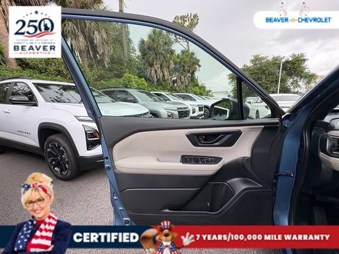 Used 2025 Subaru Forester AWD/4WD image 29