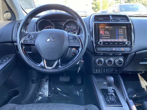 Used 2022 Mitsubishi Outlander Sport Black Edition AWD/4WD image 11