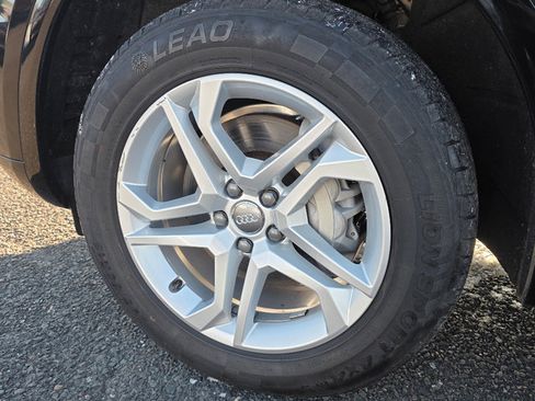 Used 2019 Audi Q5 2.0T Premium w/ Convenience Package image 6