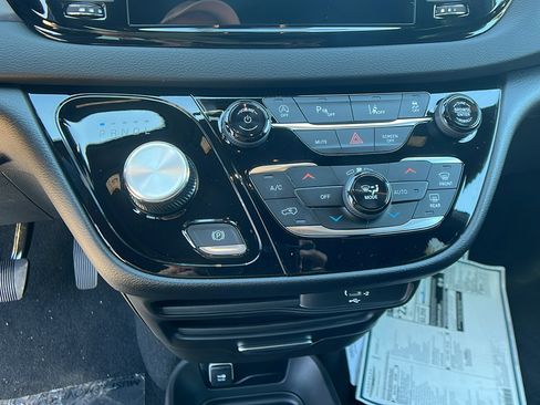 New 2026 Chrysler Voyager LX image 28