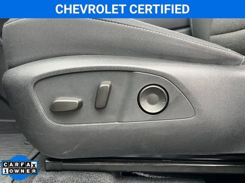 Certified 2025 Chevrolet Traverse LT w/ Sun and Wheel Package image 20