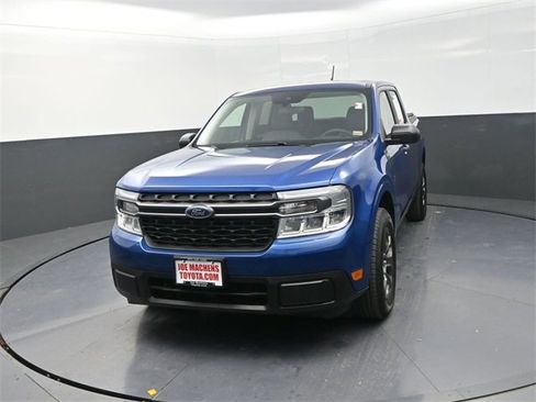 Used 2024 Ford Maverick XLT image 2