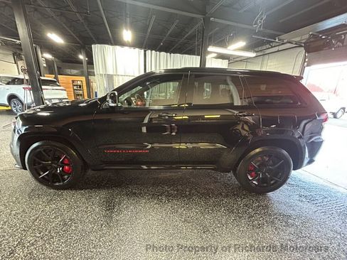 Used 2018 Jeep Grand Cherokee SRT AWD/4WD image 6