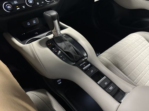 New 2027 Honda HR-V LX image 13