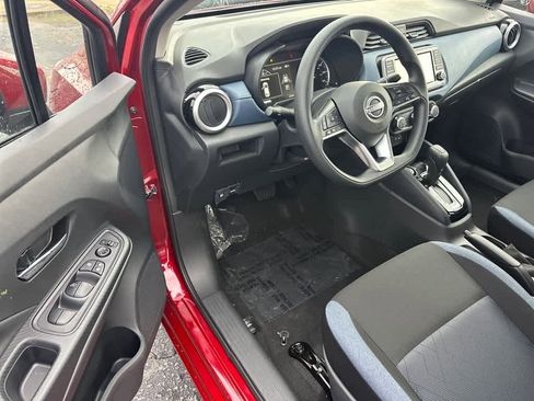 New 2025 Nissan Versa SV w/ Trunk Package FWD image 6