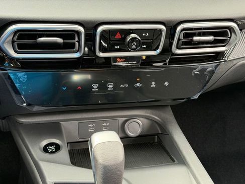 New 2026 Nissan Sentra SV image 18