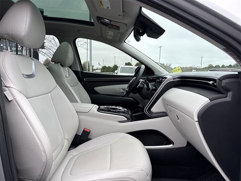 Used 2024 Hyundai Tucson Limited image 20
