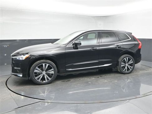 Used 2022 Volvo XC60 B5 Inscription w/ Advanced Package image 4