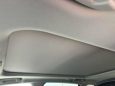 Used 2023 Nissan Murano SL AWD/4WD image 16