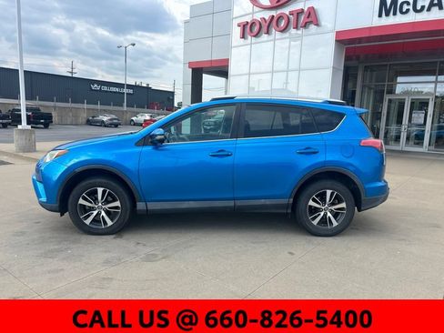 Used 2016 Toyota RAV4 XLE AWD/4WD image 11