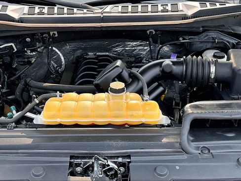 Used 2017 Ford F150 Lariat AWD/4WD image 12