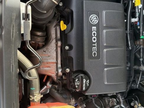 Used 2018 Buick Encore Premium w/ Experience Buick Package image 31