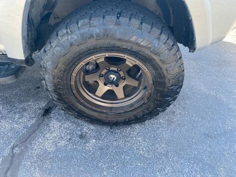 Used 2022 Toyota 4Runner SR5 Premium image 25