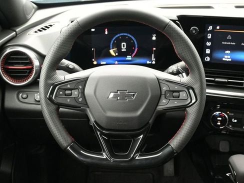 New 2026 Chevrolet Trax RS w/ Driver Confidence Package FWD image 22