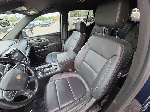 Used 2023 Chevrolet Traverse LT AWD/4WD image 21