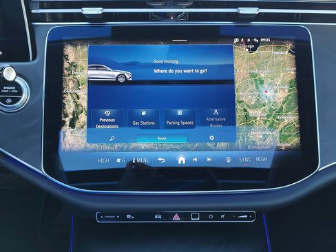 Used 2025 Mercedes-Benz E 350 Sedan image 14