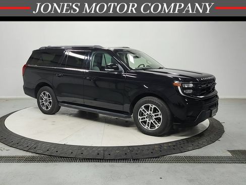 Used 2025 Ford Expedition Max Active RWD image 1
