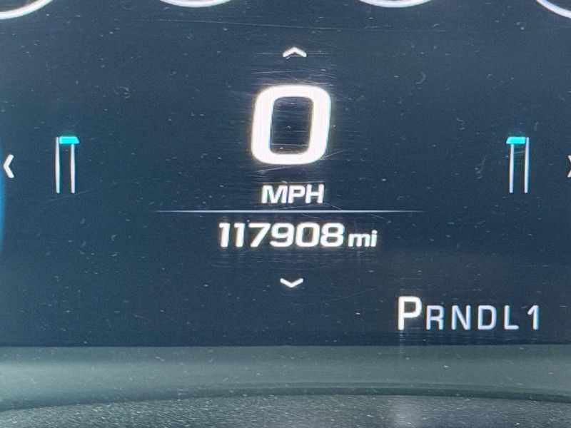 Used 2018 GMC Sierra 2500 Denali w/ Duramax Plus Package AWD/4WD image 19
