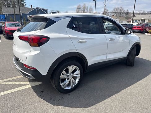 Used 2025 Buick Encore GX Preferred AWD/4WD image 5