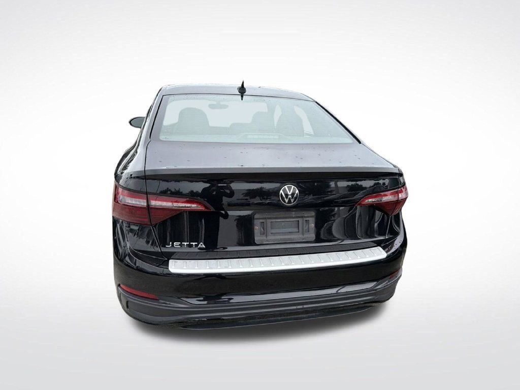 Certified 2023 Volkswagen Jetta Sport FWD image 7